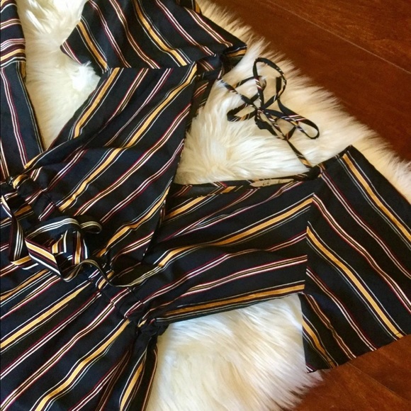 Black striped jumpsuit - Picture 4 of 8